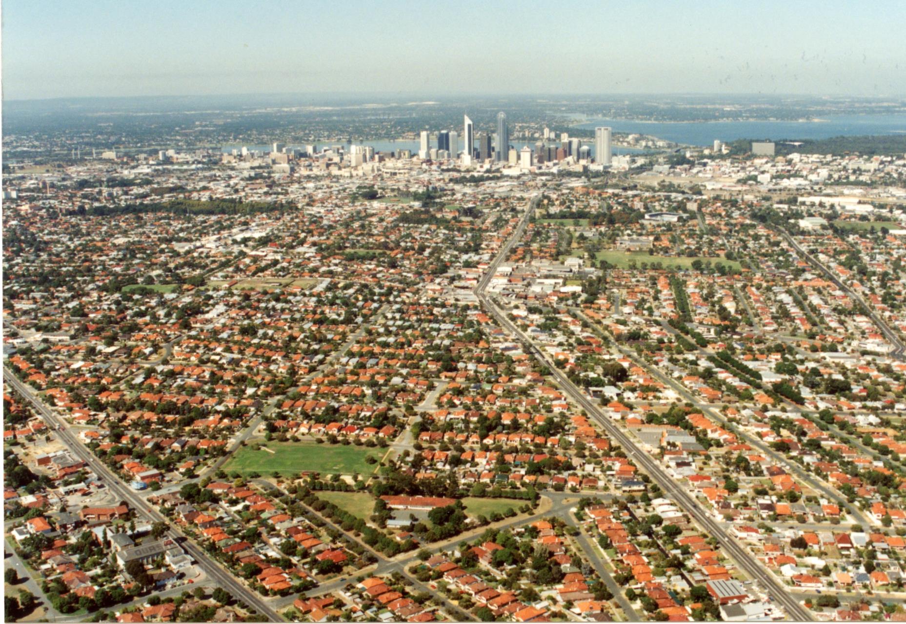 Aerial view of Perth showing North Perth and Dogswamp area in foreground, 1989. COV PHO6316
